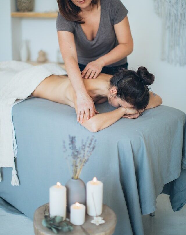 massagem relaxante em duque de caxias Rosa Sperandio Estética RJ